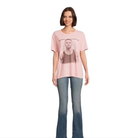 Hybrid Clothing Kane Brown Different Man Graphic S/S T-Shirt - Picture 3 of 6